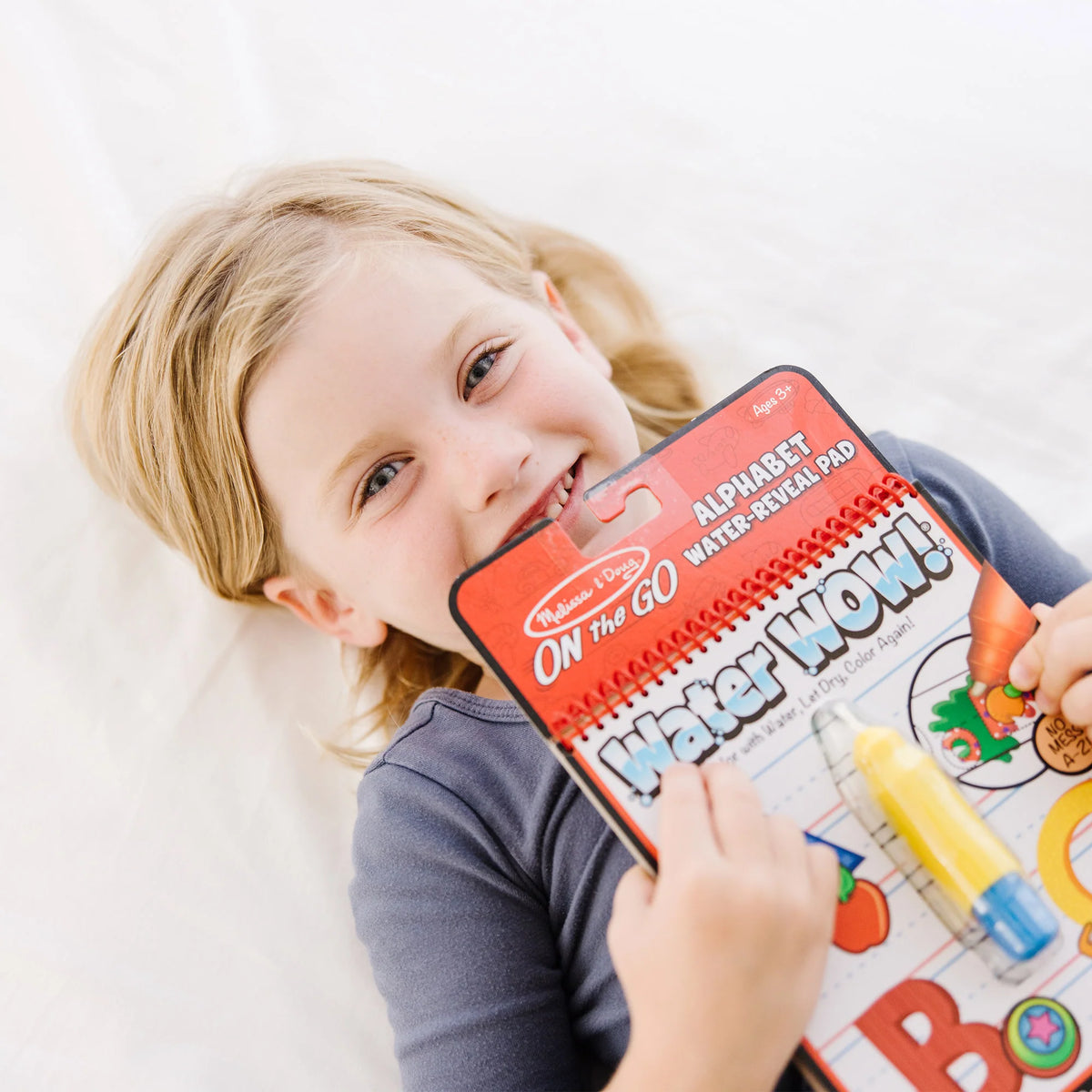 Melissa and Doug Water Reveal Pad Fairy Water Wow Alphabets || ميليسا آند دوج  لوحة رسم بالقلم المائي احرف انجليزي
