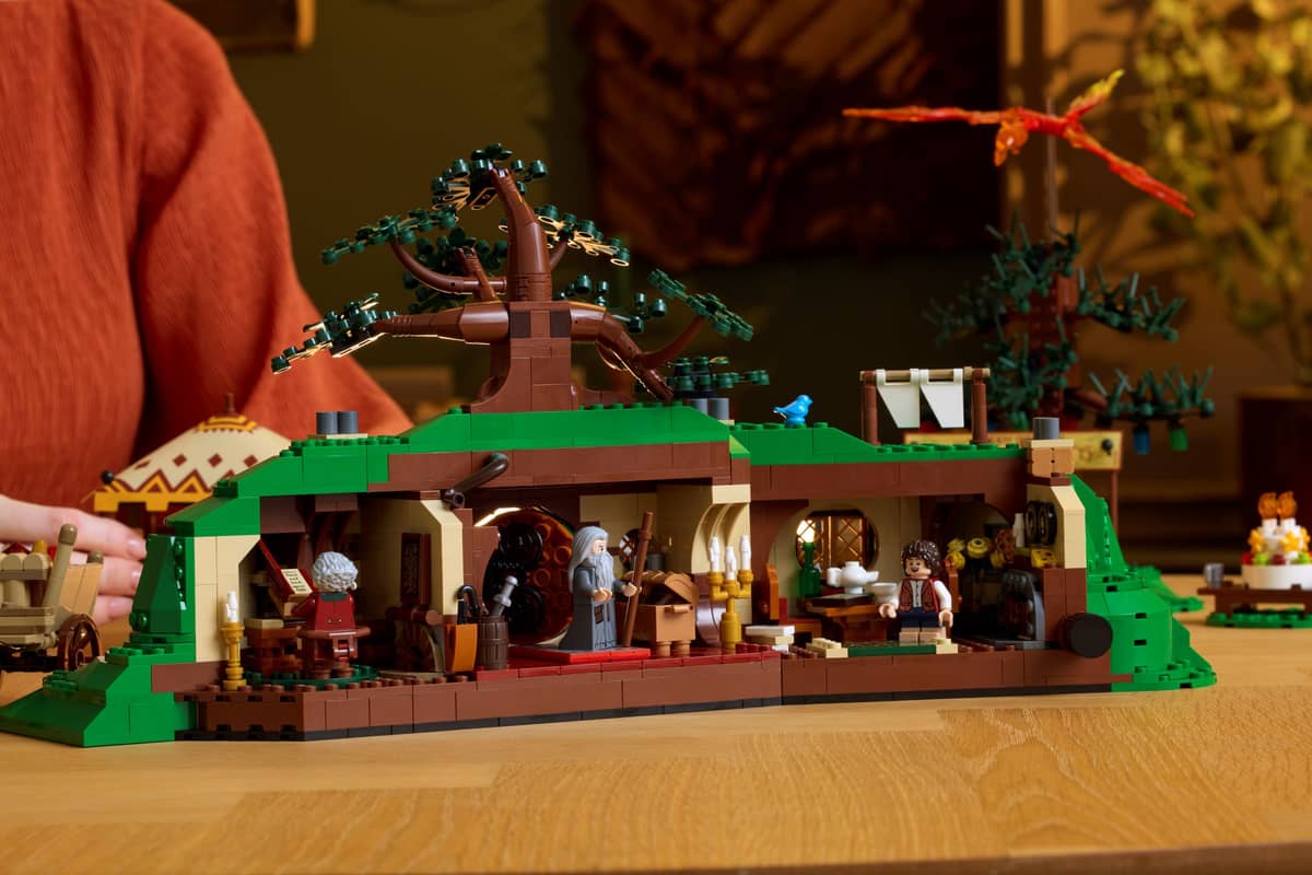 Lego THE LORD OF THE RINGS :THE SHIRE || ليغو لورد اوف ذا رينغز العرش