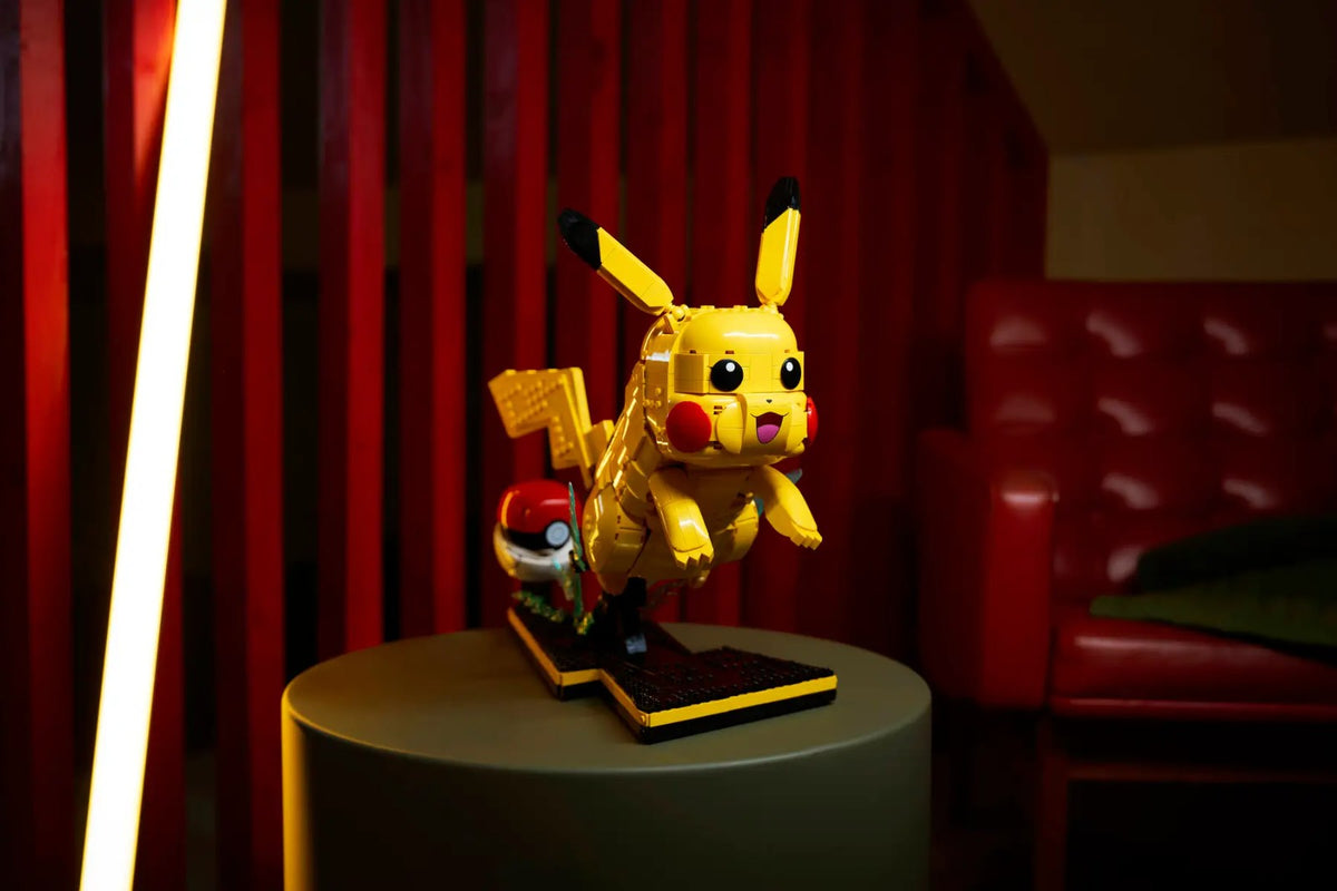 LEGO® Pokémon™ Pikachu and Poké Ball 72152 || ليغو بوكيمون بيكاتشو وكرة بوكي 72152