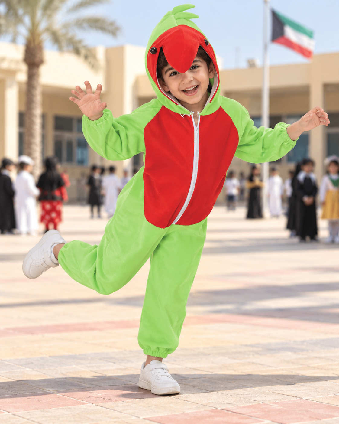 Green and Red Bird Hooded Costume – Size L (120–130 cm) || زي طائر أخضر وأحمر بغطاء رأس – مقاس L (120–130 سم)