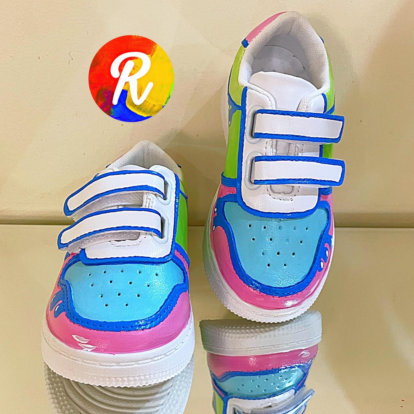 شوز للاطفال