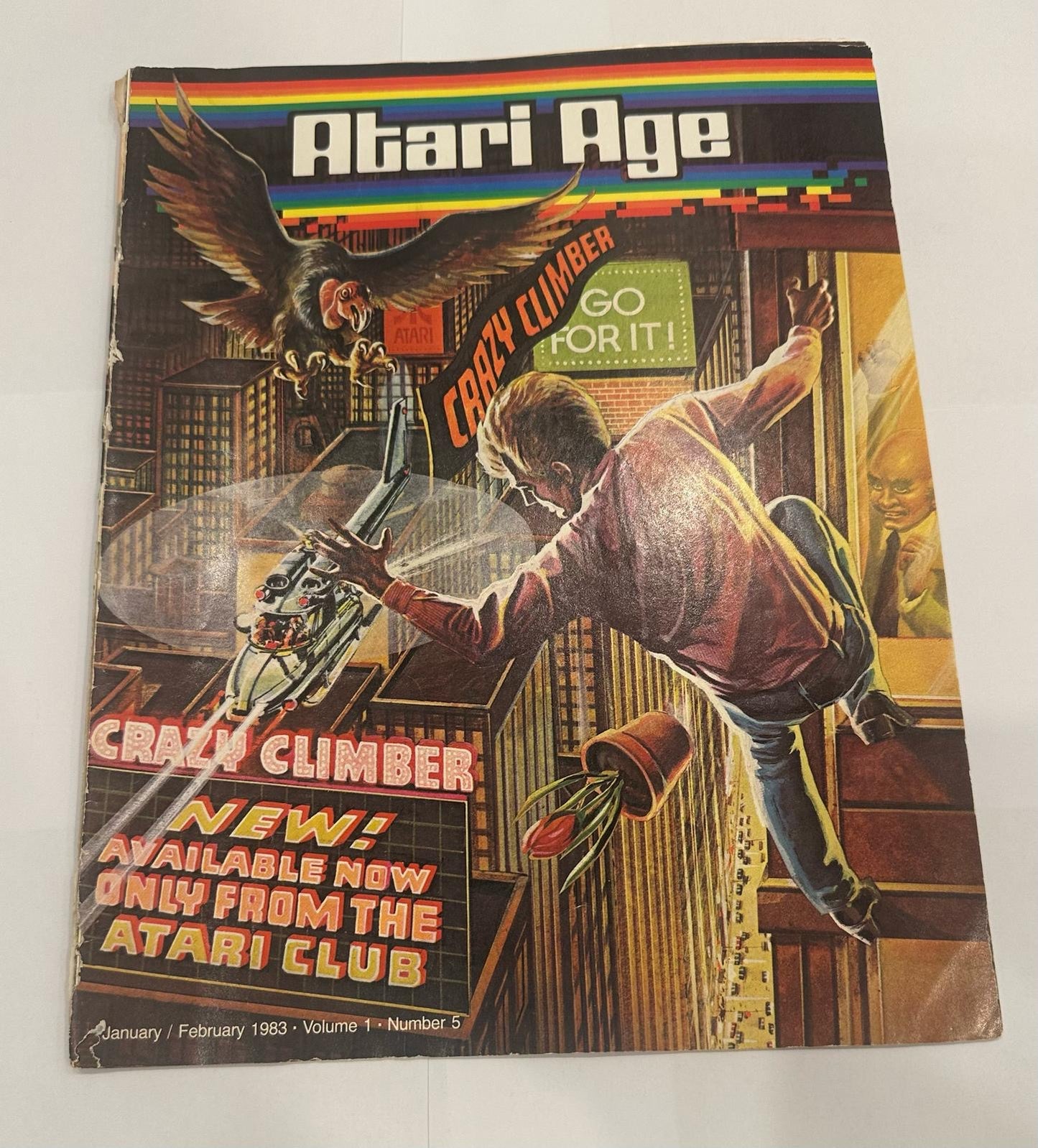 Atari Magazines 3 Pcs issues 2,4,5 years 1982,1983 || مجموعة من ثلاث نسخ لمجلة اتاري الاعداد ٢و ٤ و ٥ لسنة -١٩٨٢ و ١٩٨٣