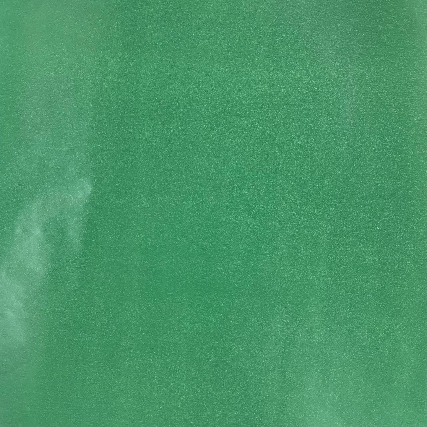 Gift Wrapping Paper 2 M x 70 cm #17 green || رول تغليف هدايا مقاس ٢ متر في ٧٠ سم #17 اخضر