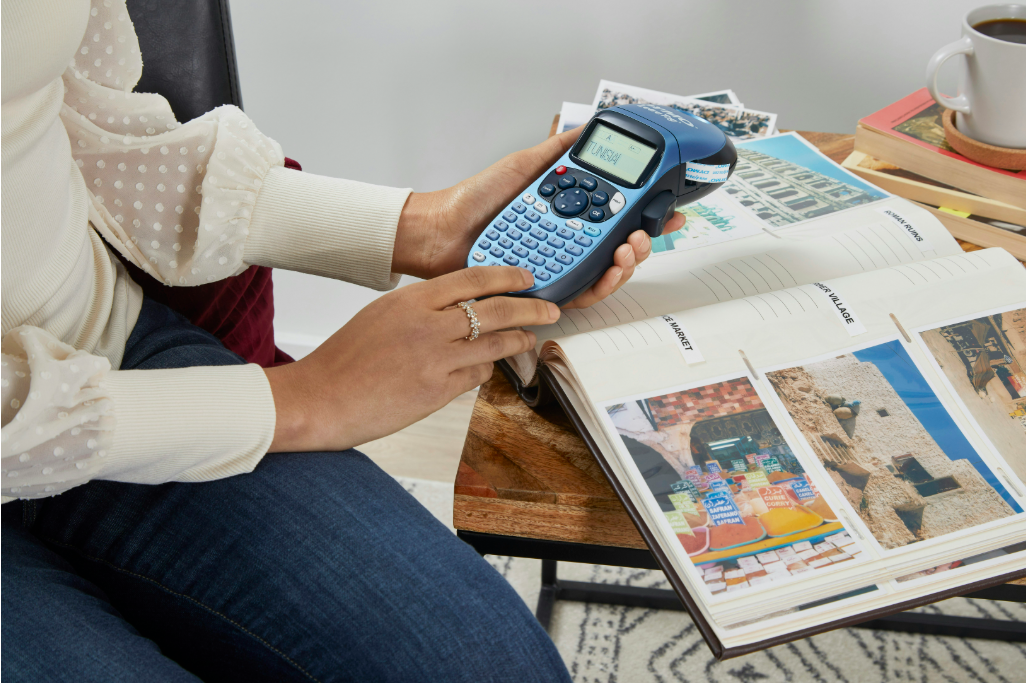 DYMO LetraTag 100H Handheld Label Maker || ماكينة ليبلات دايمو لتر تاق 100 اتش