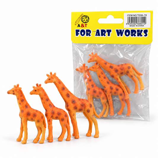 A&T giraffe figures set 3 pieces
