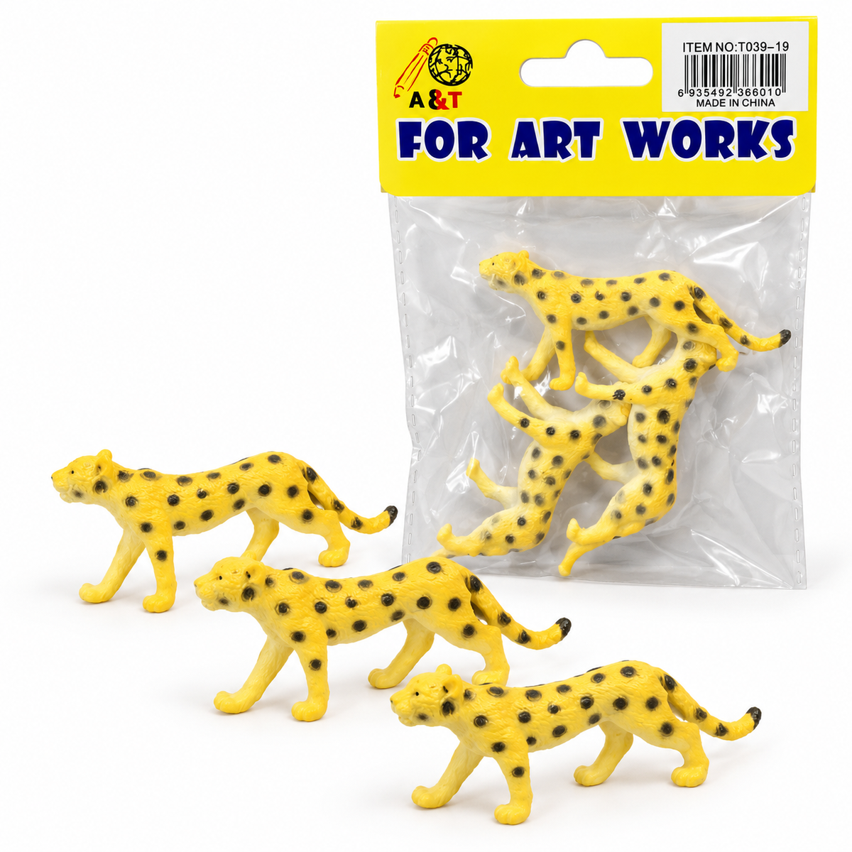 A&T spotted wild cat figures set 3 pieces