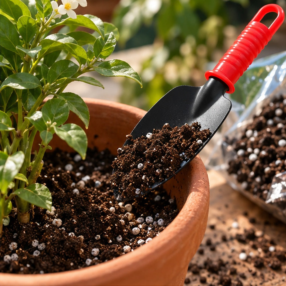 Mini Gardening Tools 3 Piece Set with Colorful Handles || طقم أدوات زراعة صغيرة 3 قطع بمقابض ملونة