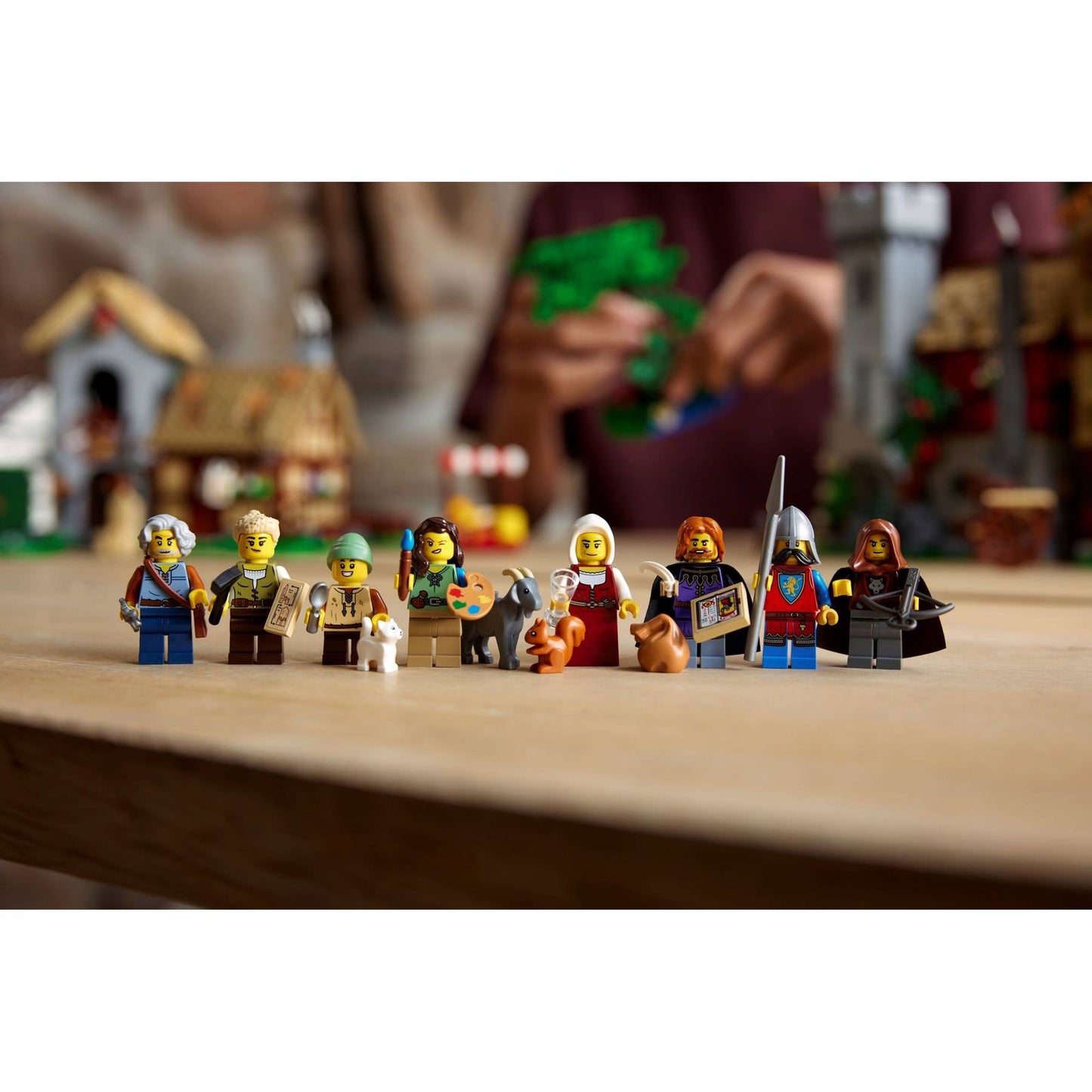 Lego MEDIEVAL TOWN SQUARE || ليقو ساحة البلدة في العصور الوسطى