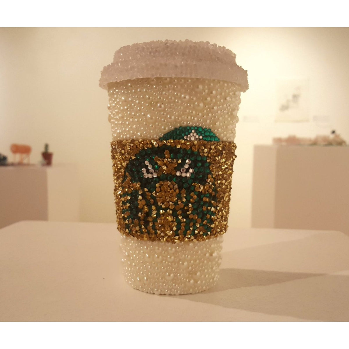 Bedazzled Crystals 28 Colors with Glue Set || مجموعة بيدازلد كريستال ٢٨ لون مع صمغ